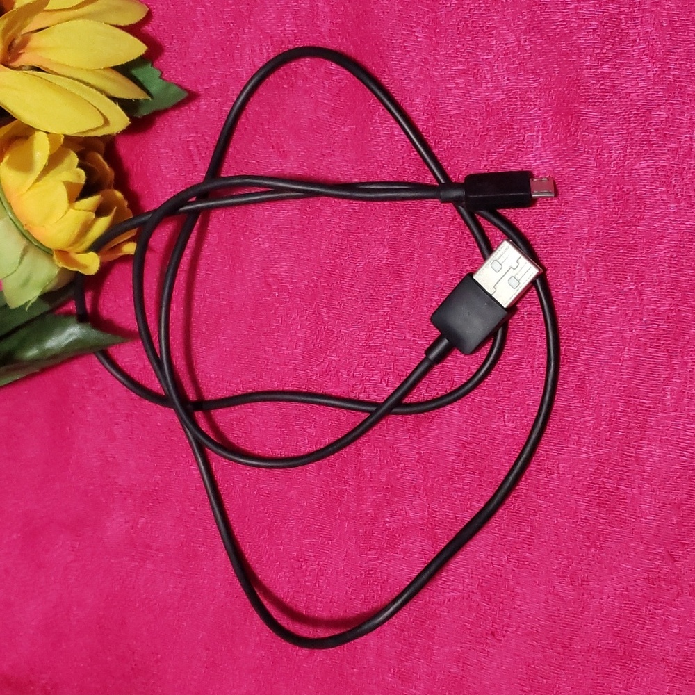 micro USB-b to USB charger, black, 40"